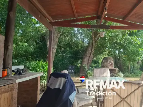 Casa 3 ambientes con 2 baños
