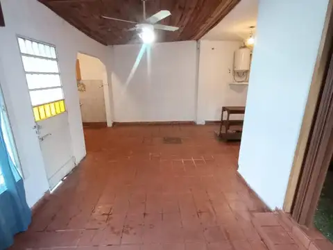 Depto Tipo Casa en Alquiler de 3 ambientes