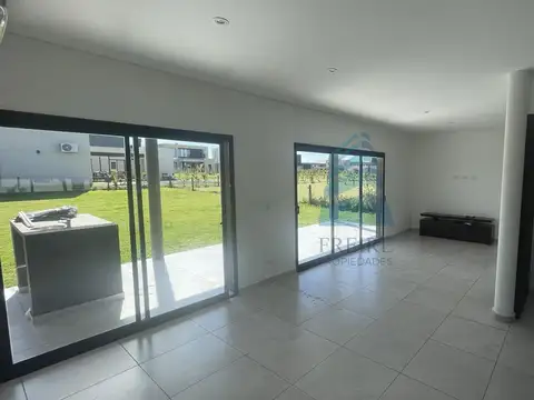 Casa en Alquiler A Estrenar