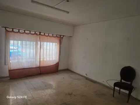 Casa alquiler-Uso prof o comercial 5 amb Gge Lanús