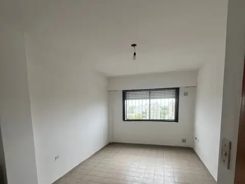 6 casi  63 1500, Piso 9