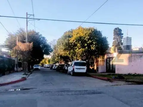VENTA CASA 2 DORMITORIOS BARRIO AMPLIACION EMPALME