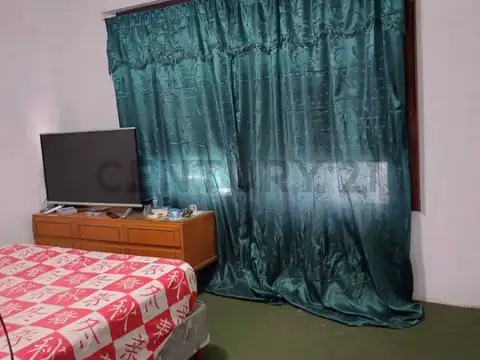 VENTA CASA 3 AMBIENTES, A 500M DE LA ESTACION DE  EZPELETA