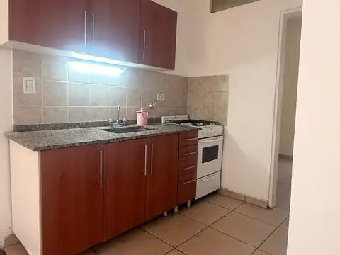 Departamento con balcon 1 piso x escalera