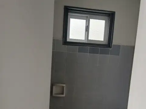 2 AMBIENTES SUPER LUMINOSOS ENTRE PARQUE RIVADAVIA Y PARQUE CENTENARIO