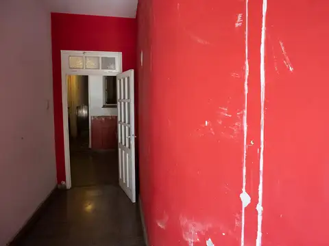 Av. Belgrano al 800 casa a refaccionar