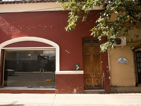 Casa en  Venta Av. Belgrano al 800 