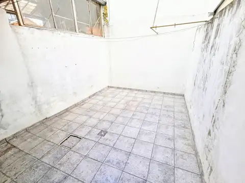 Casa 2 ambientes con 2 baños