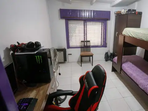 CASA DE 4 AMBIENTES EN VENTA EN LONGCHAMPS