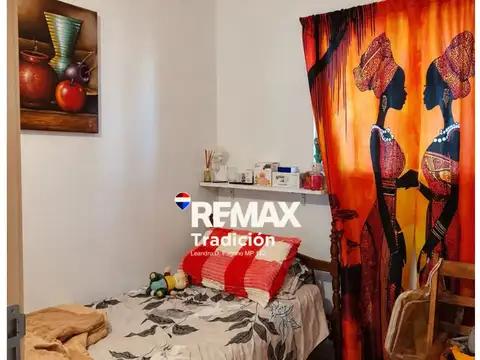 VENTA CASA CON LOCAL COMERCIAL Y COCHERA
