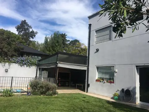 Casa en Alquiler en  Francisco Alvarez - Moreno