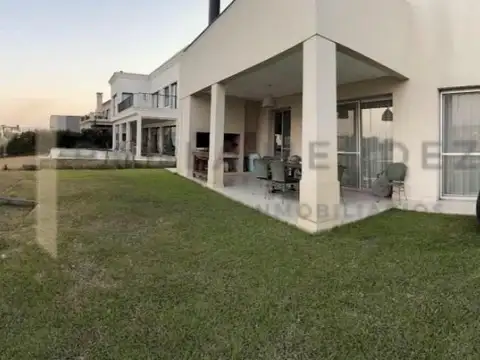 Casa Chalet  en Venta en Ceibos, Puertos, Escobar