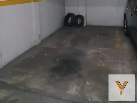 Cochera en venta - 18Mts2 - Barrio Norte