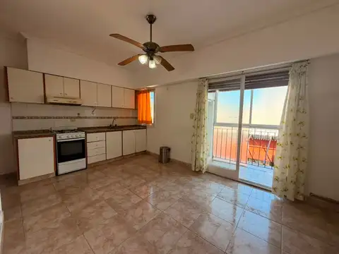 Depto Tipo Casa 2 ambientes con 1 baño