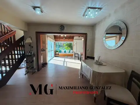 Casa 5 ambientes con 2 baños