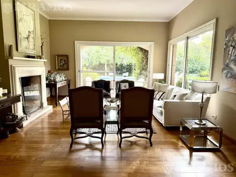 Casa en Venta en La Horqueta, USD 850.000