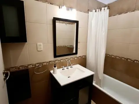 Casa en Venta en Saavedra, USD 245.000