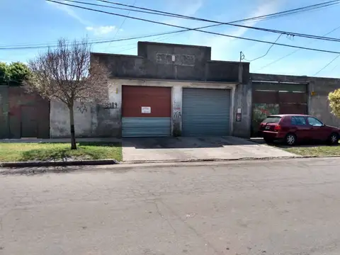 Venta o permuta de taller con vivienda