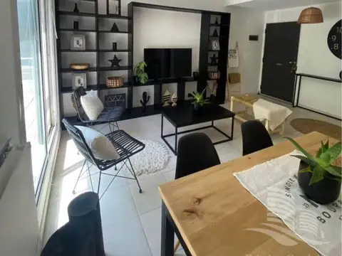 Departamento en Alquiler con 1 cocheras