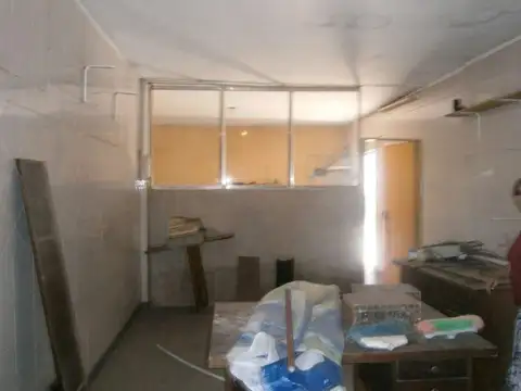 Local - Venta - Argentina, Los Polvorines - Dr. Juan Carlos Baroni 63