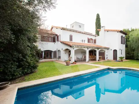 Casa en Alquiler de 4 dormitorios