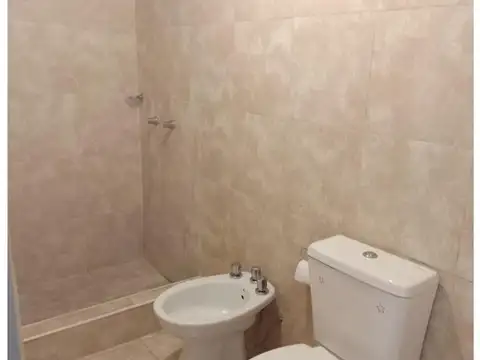 Forest 2843, Hurlingham, Provincia De Buenos Aires,
