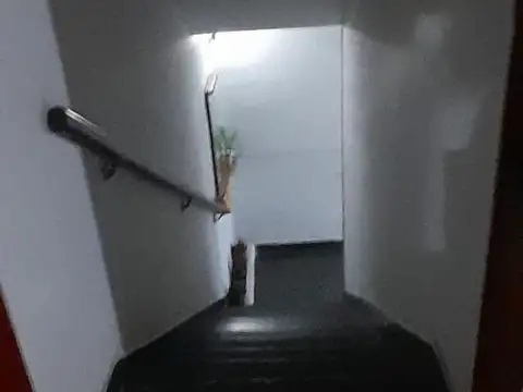 EN VENTA EN PABLO PODESTA VIVIENDA UNIFAMILIAR CON GALPON - FICHA 9663