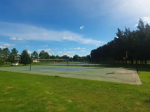 LOTE EN LAS HOJAS MUY SEGURO