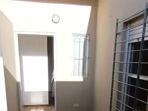 Depto Tipo Casa en Alquiler de 1 dormitorio