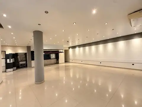 Lavalle 700