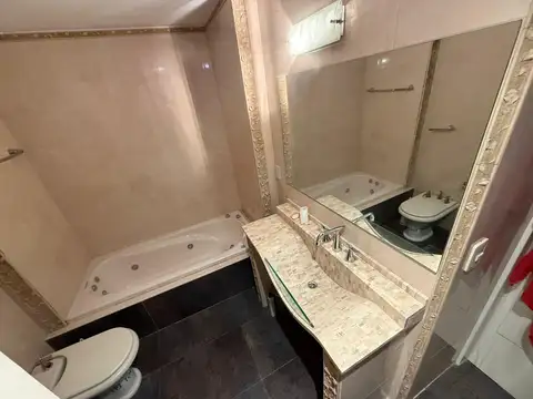 Oficina 3 ambientes con 1 baño