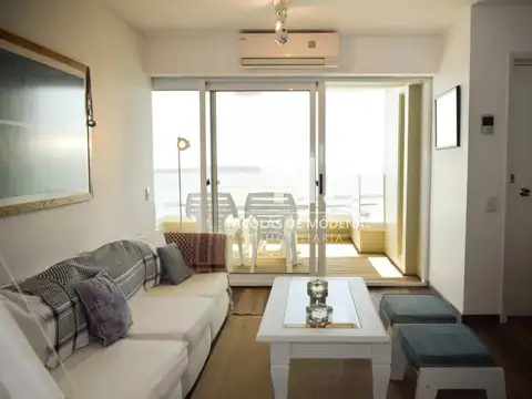 Departamento de 3 dormitorios + dep. en venta en Edif. Fontemar, vista al Puerto