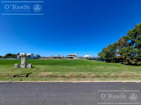 Lote Central en venta en Etapa I con posesión Inmediata en Puerto Nizuc - Guillermo Hudson