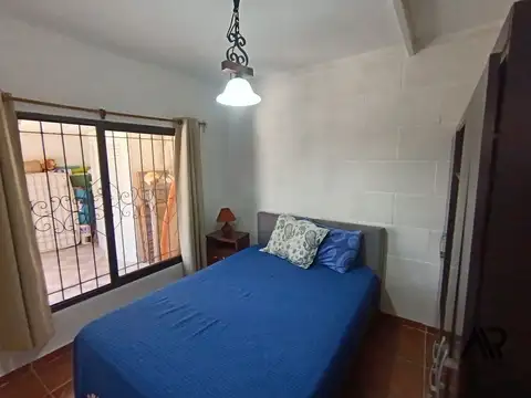 Casa en venta c/ cochera en Piriápolis