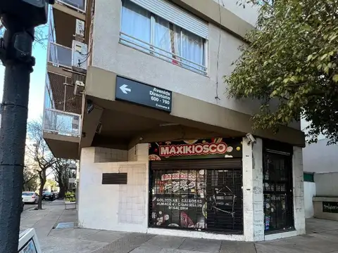 Local en Venta en Parque Chacabuco, USD 65.000
