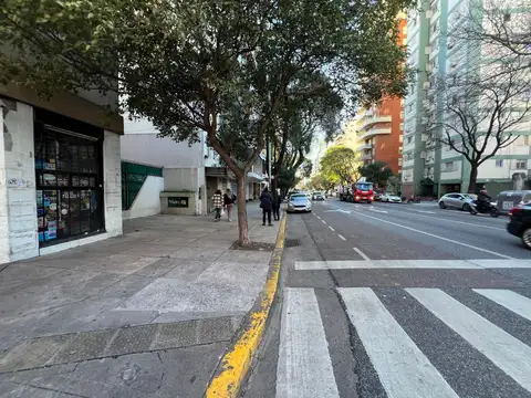 Local en Venta en Parque Chacabuco, USD 65.000