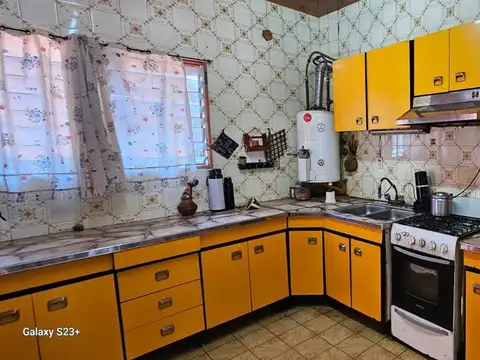 Casa en Venta en Temperley, USD 79.000