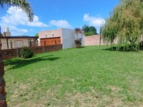 Terreno en Venta 25  mts Fondo