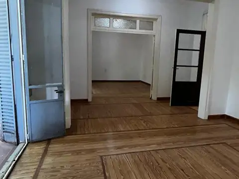 Oficina en Alquiler en Villa del Parque, $ 2.000.000