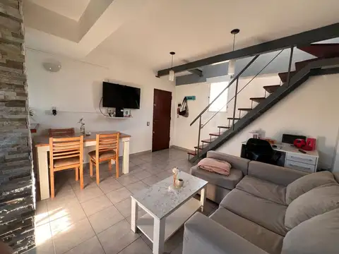 Depto Tipo Casa en Venta de 1 dormitorio
