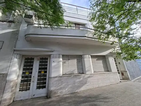 Venta de Ph tipo casa de 312m² en Parque Chacabuco