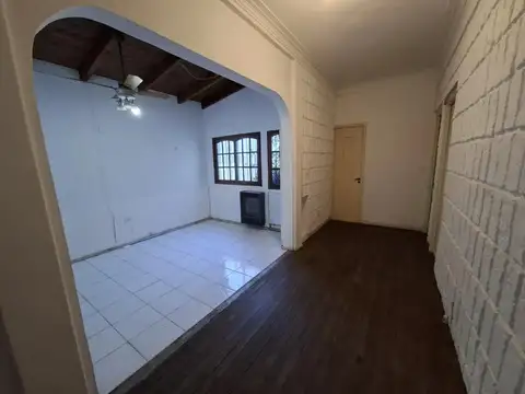 Depto Tipo Casa en Venta de 5 dormitorios