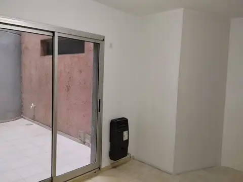 El Católico  al 4200
