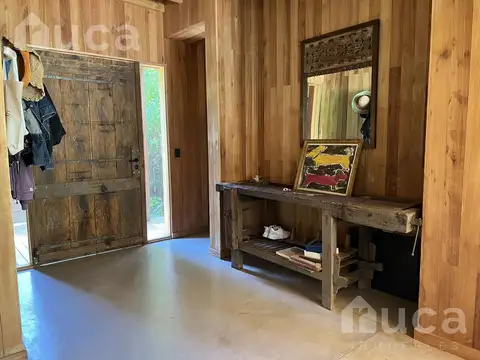 Casa 5 ambientes con 2 baños