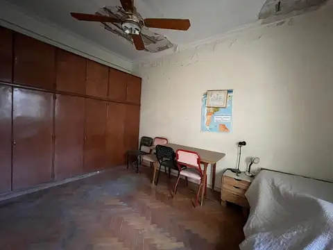 Depto Tipo Casa en Venta 60 años