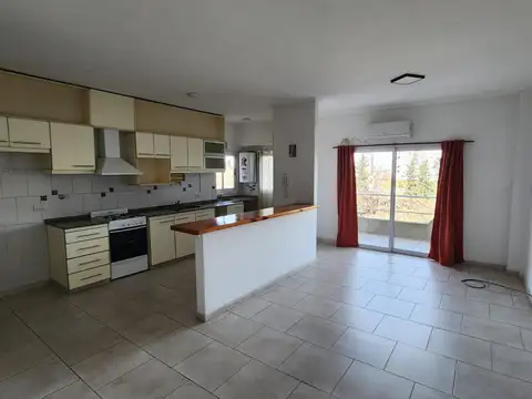 Departamento 2 Amb / Parque Chacabuco / Semipiso / Hermosa Zona / a m del Parque / Apto Credito