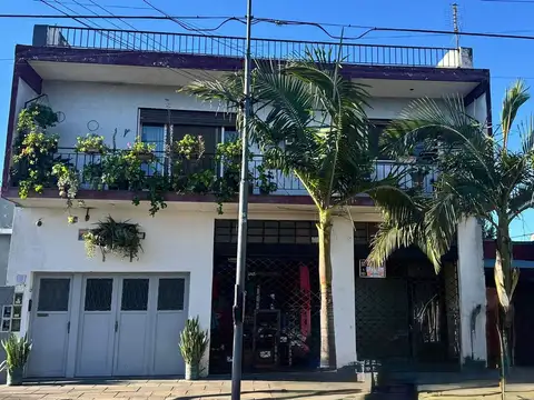 DEPARTAMENTO 4 AMB HURLINGHAM TESEI con Patio