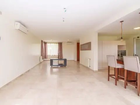 Casa en Alquiler de 4 dormitorios
