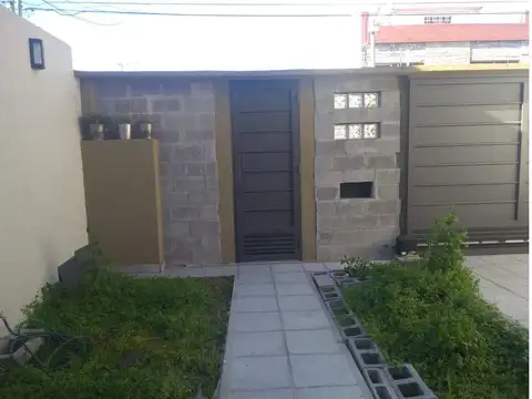 Coronel Pringles  900