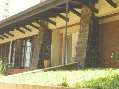 Casa en Venta en Posadas, USD 700.000